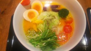 らー横ソラ中華3
