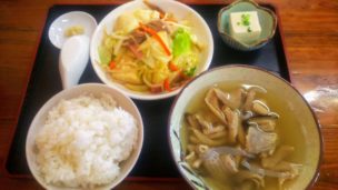 いーばる中身定食1